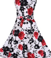 photo Charming Floral Printed Pleated Woman Dress by OASAP - Image 6