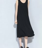 photo Simple Solid Color Sleeveless Slit Loose Fit Dress by OASAP, color Black - Image 3