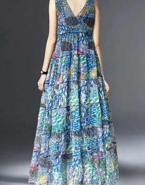 photo V-Neck Sleeveless Summer Printed Maxi Dress by OASAP, color Multi - Image 2