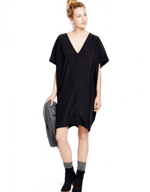 photo The Slouch Dress by Hatch Collection, color Black - Image 3