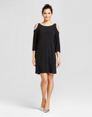 photo Cold Shoulder Shift Dress with Ribbed Hem by Chiasso, color Black - Image 1