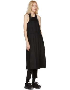 photo Black Wool Pleated Apron Dress by Noir Kei Ninomiya - Image 5